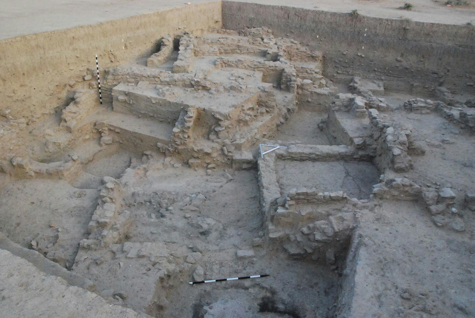 Harappan structures in the central part of the site of Kanmer