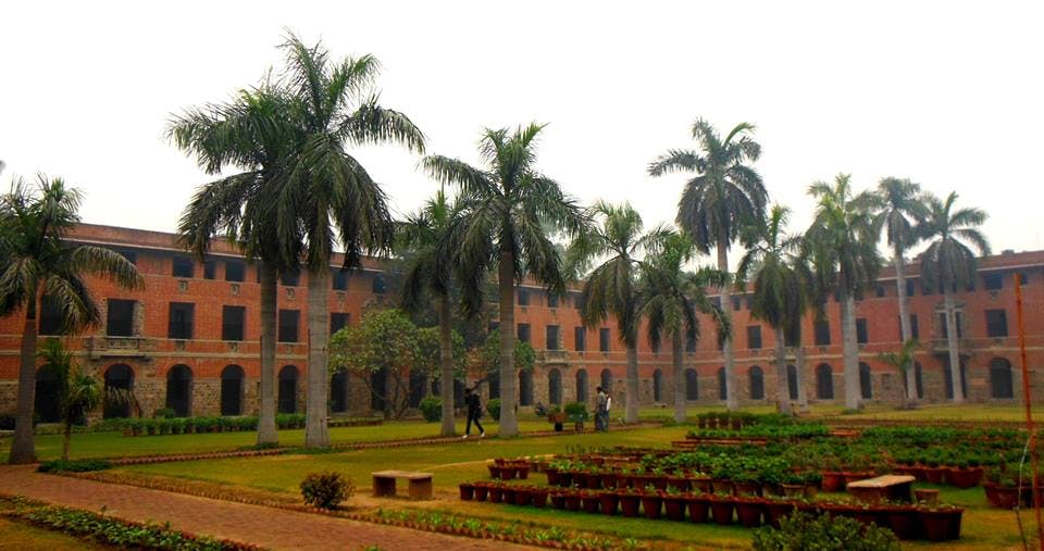  Miranda House College of Delhi University