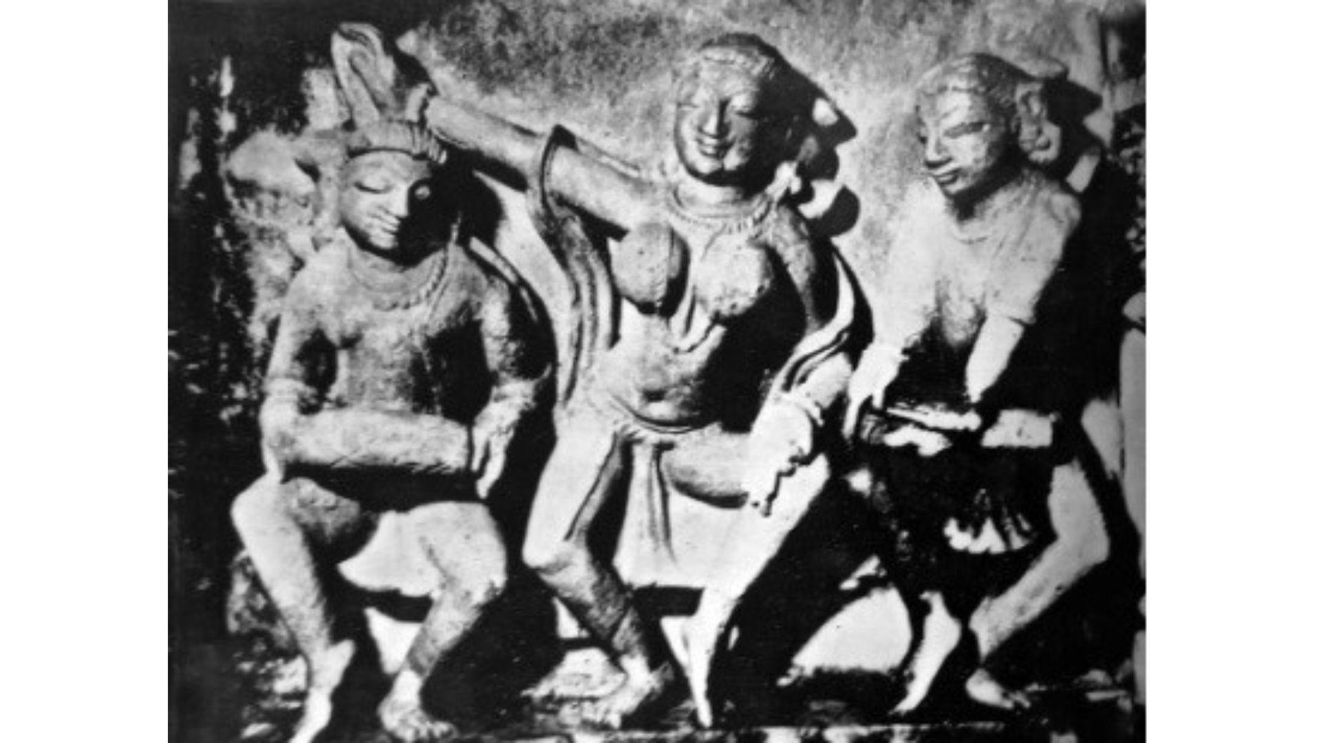 Bharatanatyam Dancers depicted in Ancient Temple Sculptures