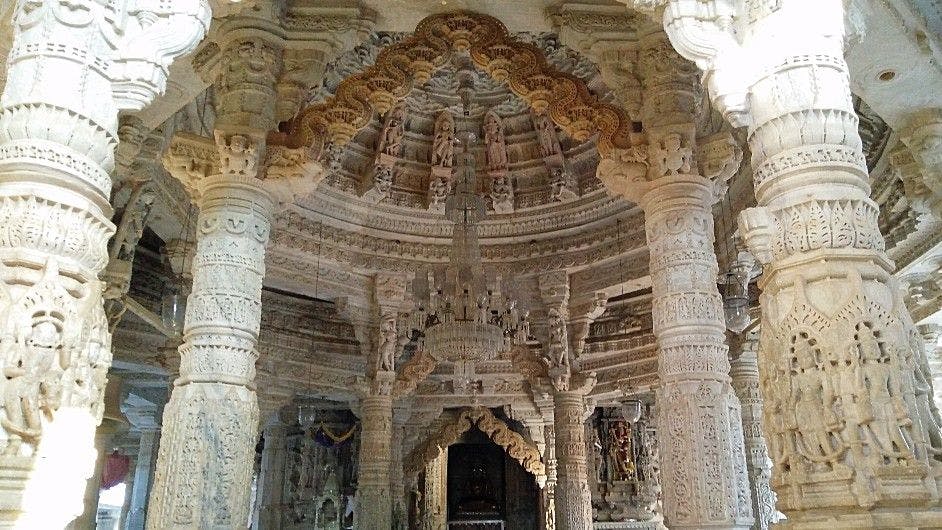 Inside view of the Ranakpur temple