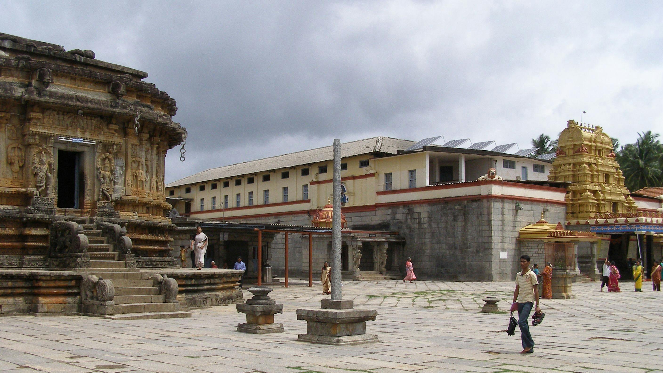 Vidyashankara and Sharada temples