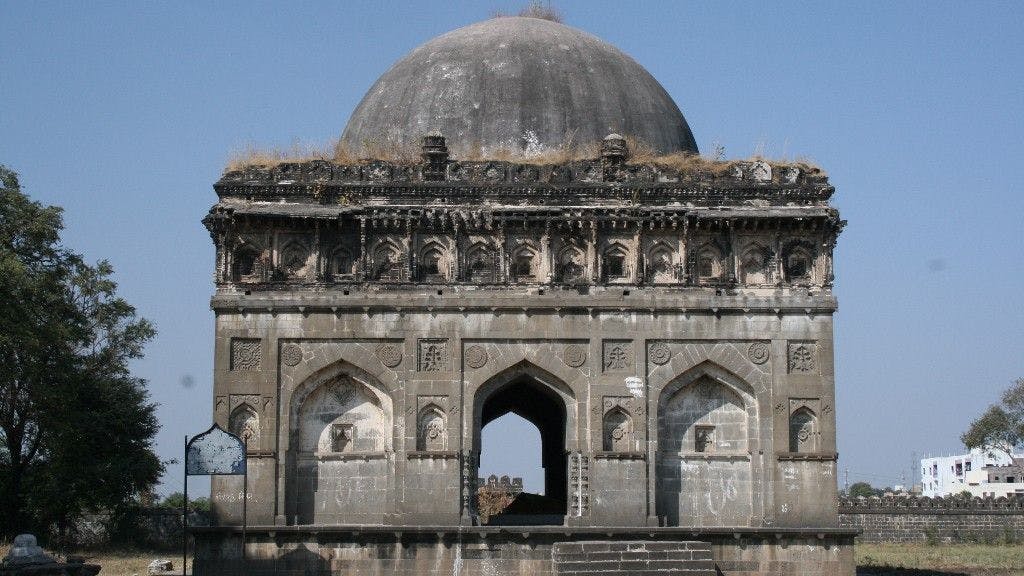 Bagh Rauza, Ahmadnagar &#8211; Tomb of Ahmad Nizam Shah I