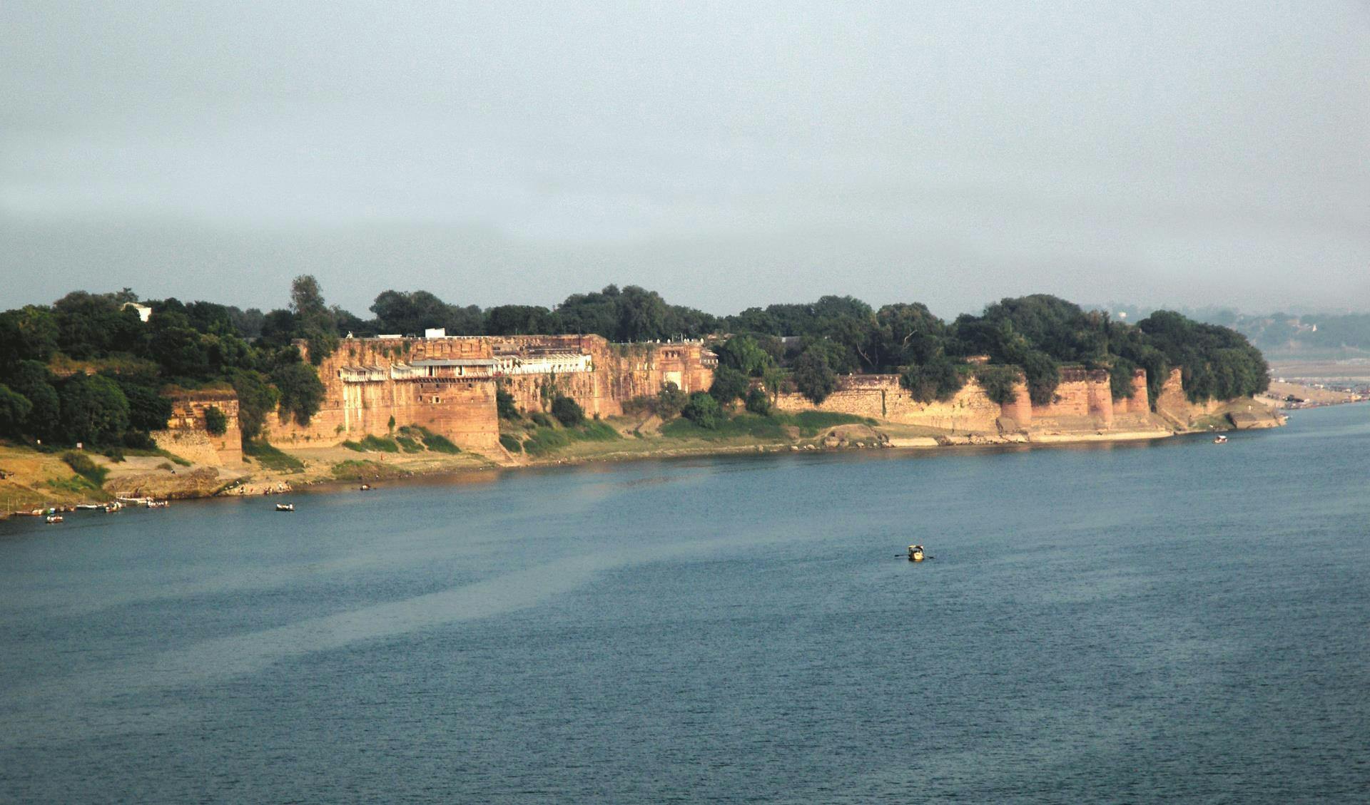 Recent photograph of the Fort of Allahabad