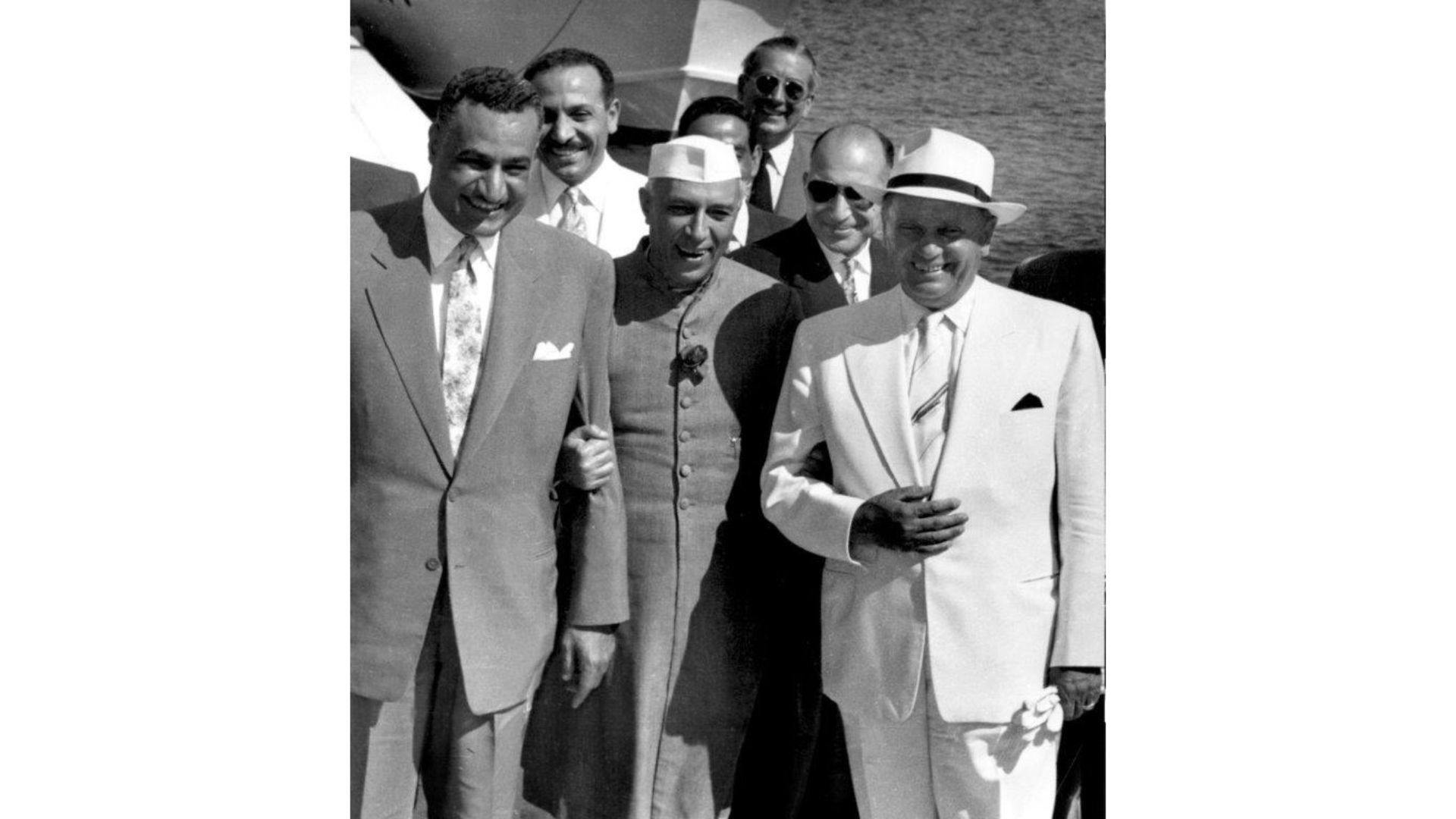 Nehru with leaders of Non-Alignment Movement | Wikimedia Commons