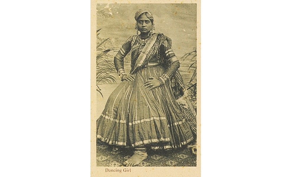 Indian dancing girls were popular abroad