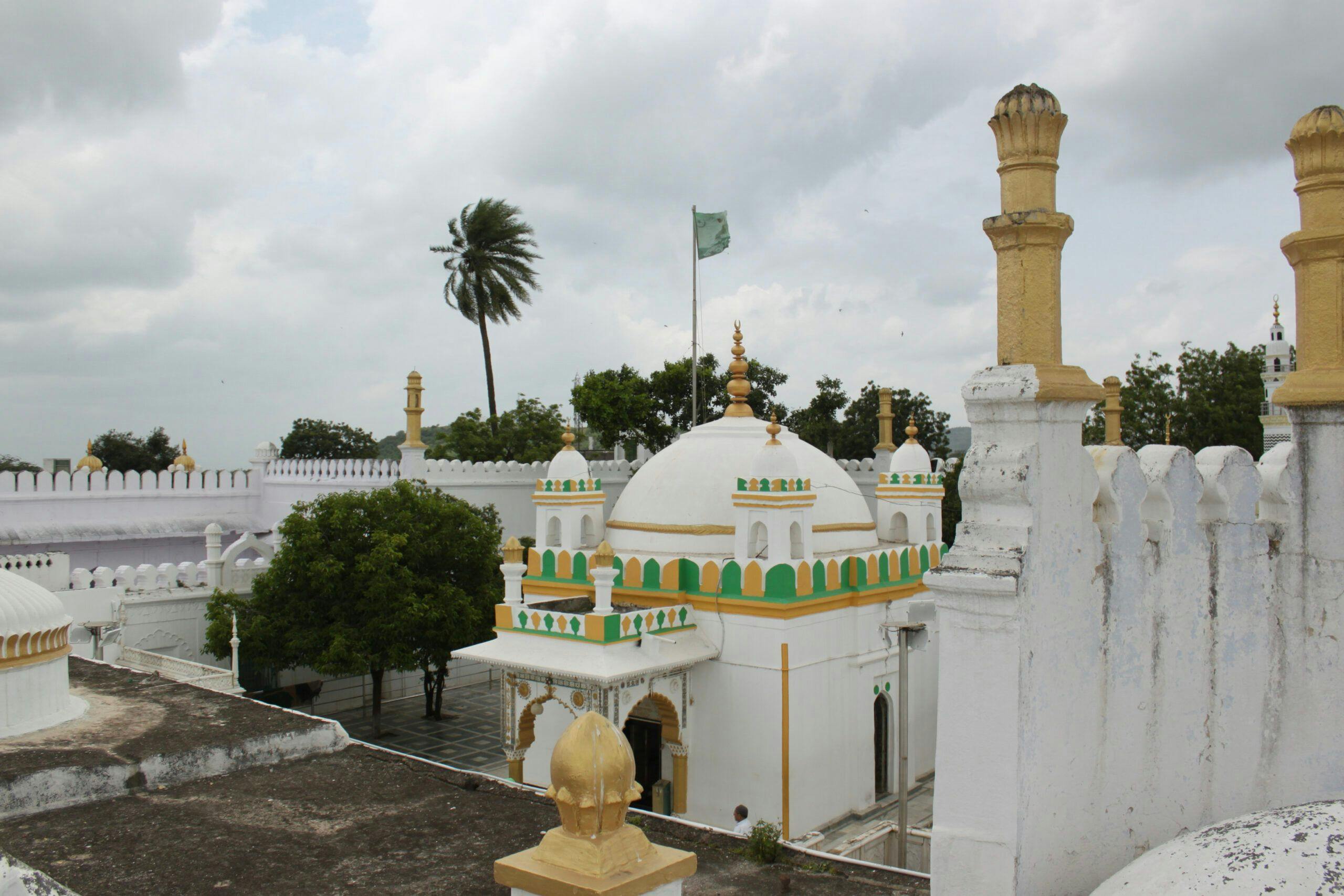 Fig. 7_ General view of Zainuddin Shirazi dargah